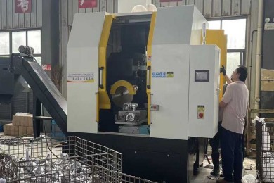 汽車壓鑄鋁非標切割機-南京奧**客戶-德旭合作客戶案例